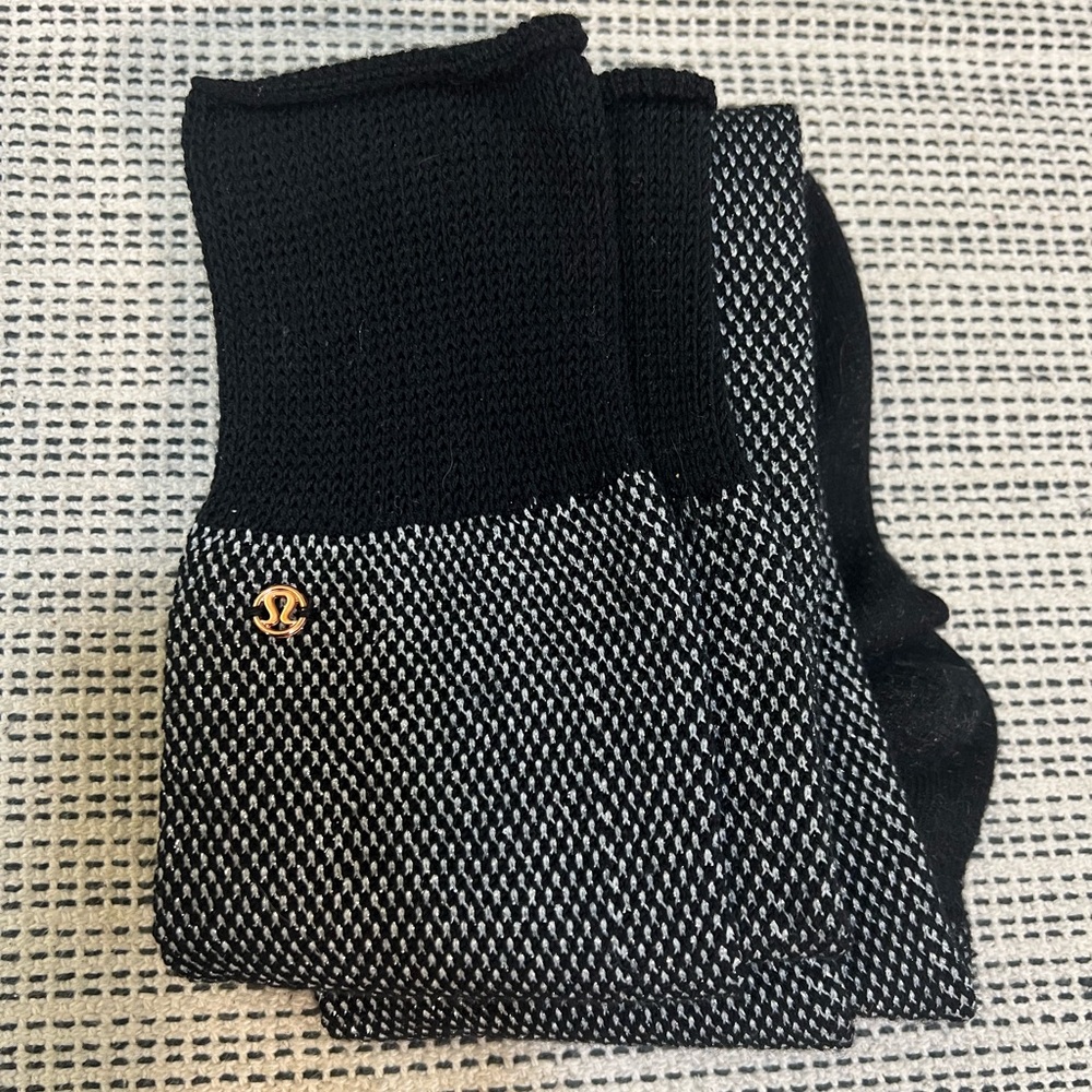 lululemon After Asana Over the Knee Knit Merino Wool Long Socks Black OS W9E74S